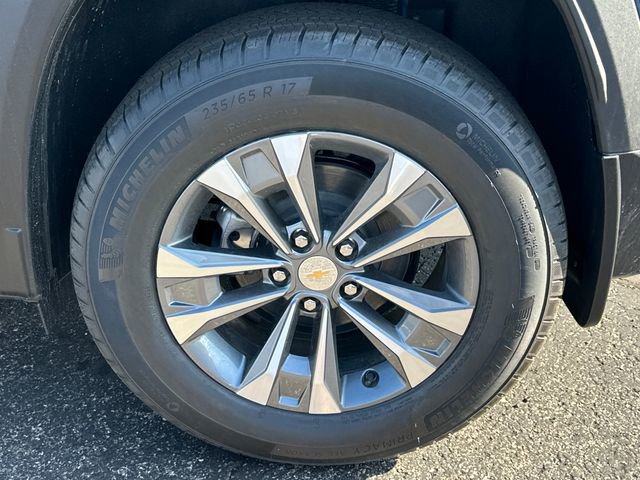 New 2026 Chevrolet Equinox LT w/ LPO, Floor Liner Package AWD/4WD image 23