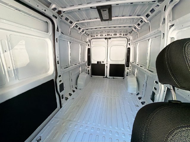 New 2026 RAM ProMaster 2500 w/ Cold Weather Group FWD image 17