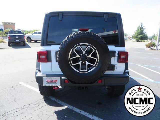 Used 2024 Jeep Wrangler Unlimited Rubicon w/ Technology Group AWD/4WD image 4
