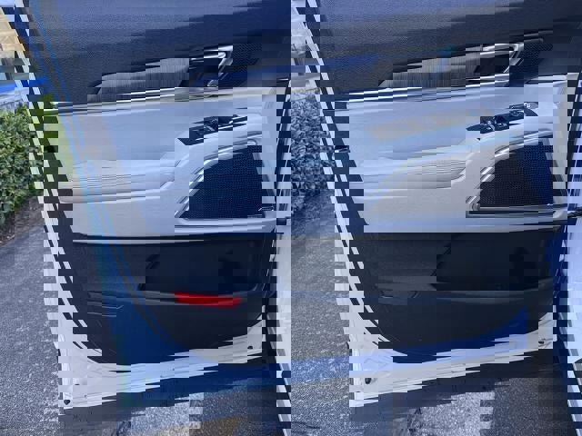 Used 2023 Kia Telluride EX w/ EX Captain's Chair Package image 10