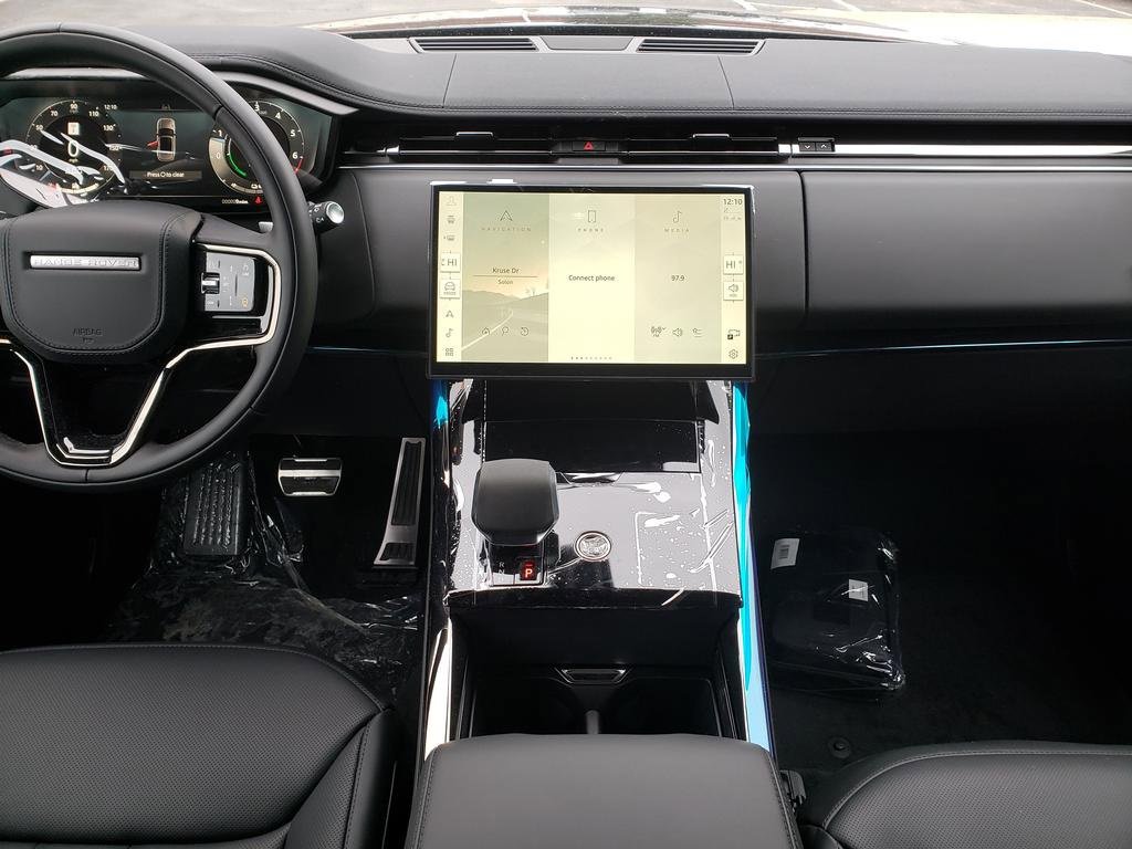 New 2026 Land Rover Range Rover Sport Dynamic SE image 16