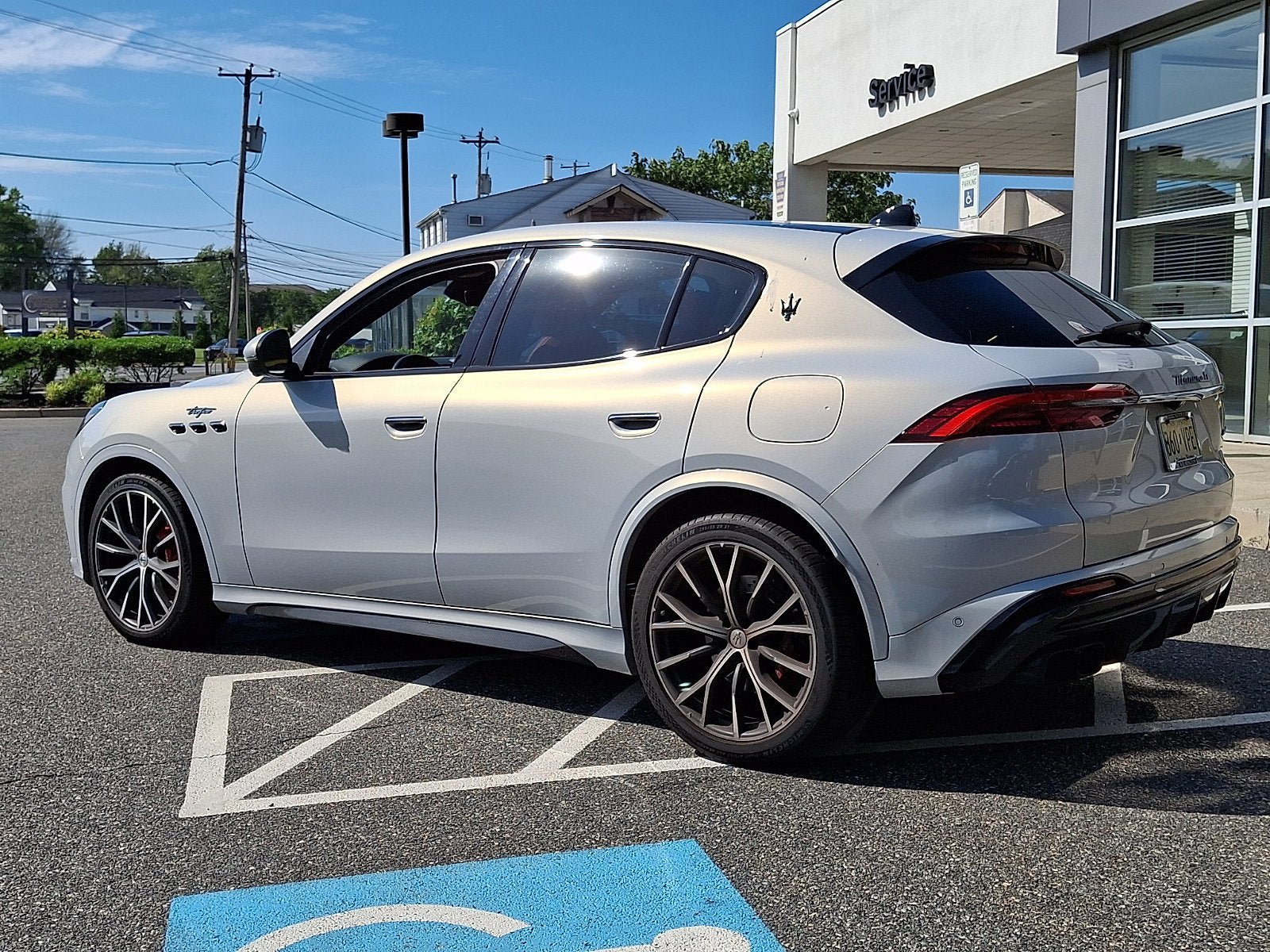 Used 2023 Maserati Grecale Modena AWD/4WD image 6