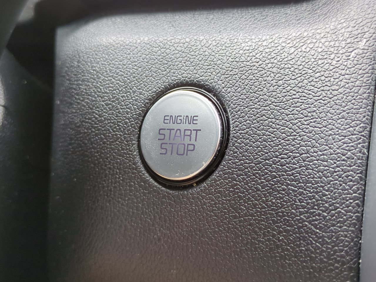 Certified 2023 Kia Sorento SX FWD image 29