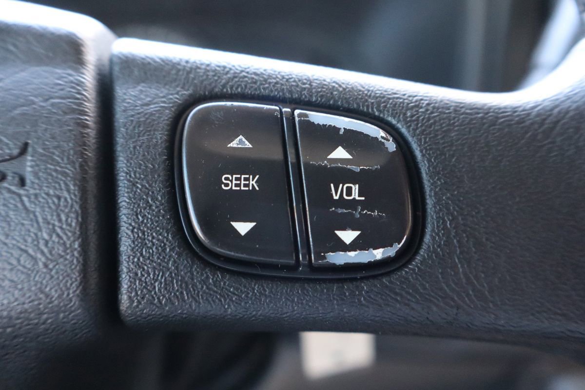 Used 2003 Chevrolet Tahoe LT image 32
