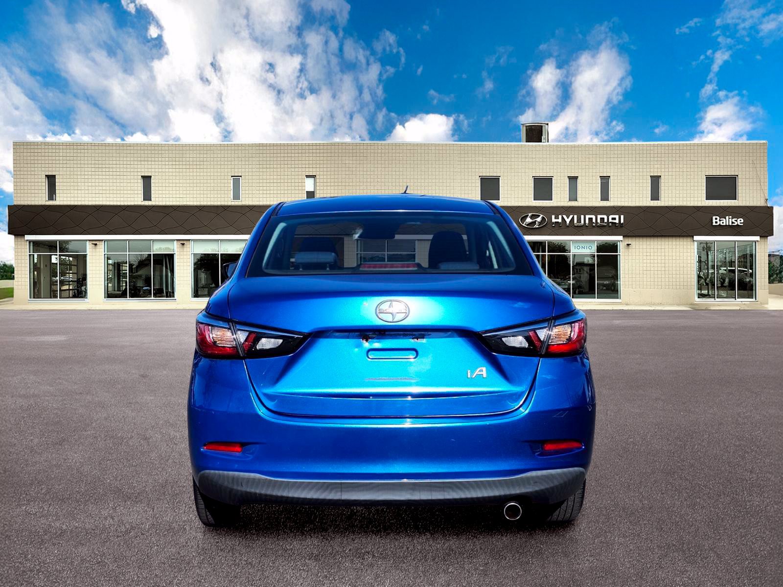 Used 2016 Scion iA FWD image 4
