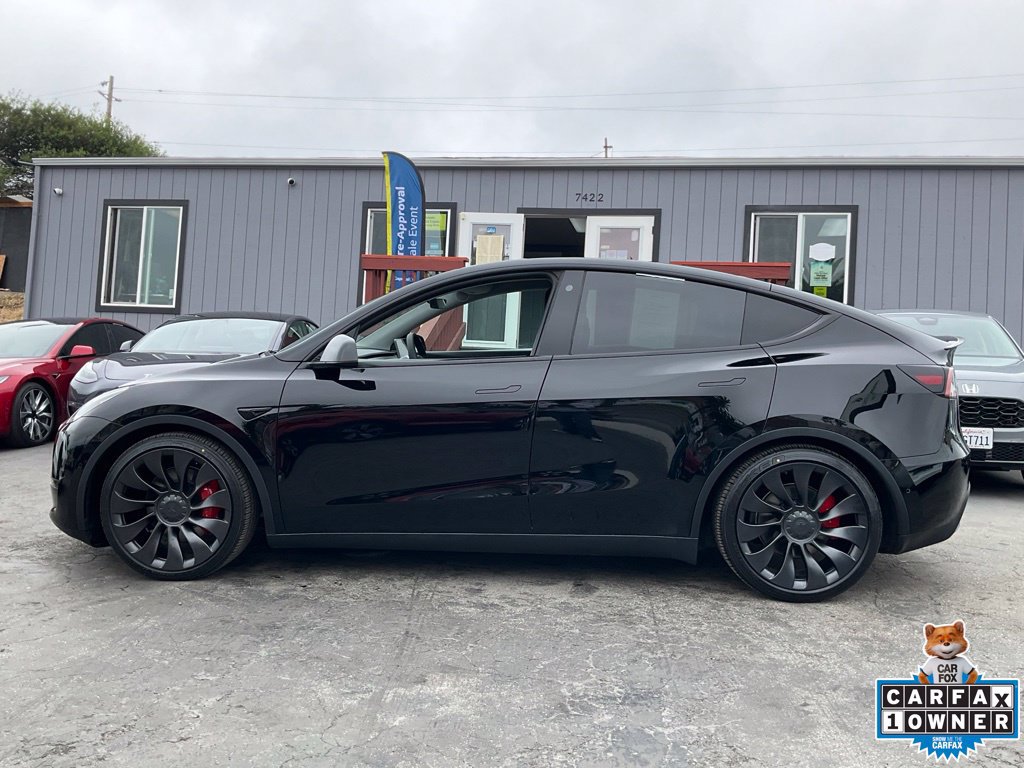 Used 2022 Tesla Model Y Performance AWD/4WD image 5