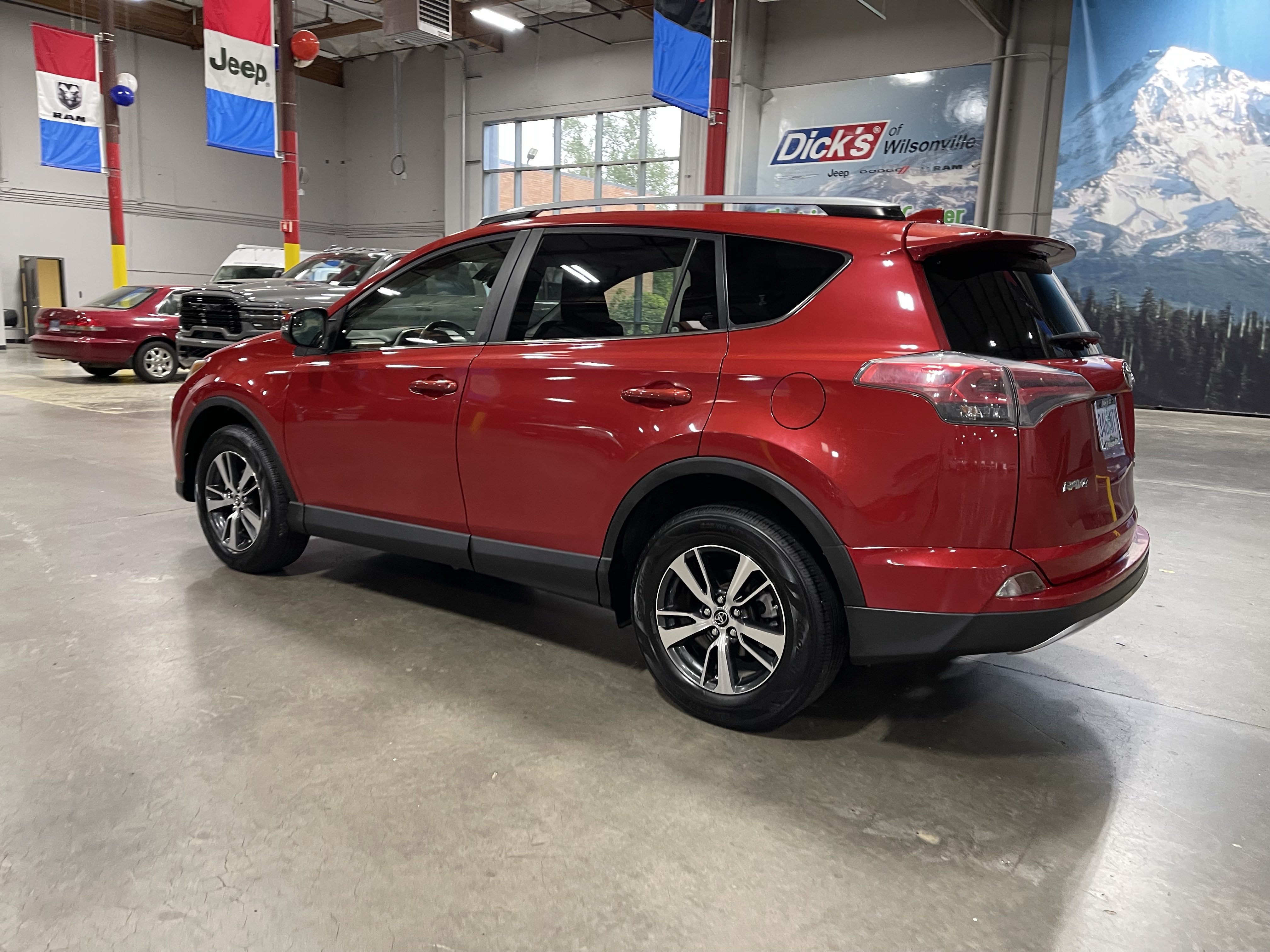Used 2017 Toyota RAV4 XLE w/ Plus Special Value Package AWD/4WD image 3