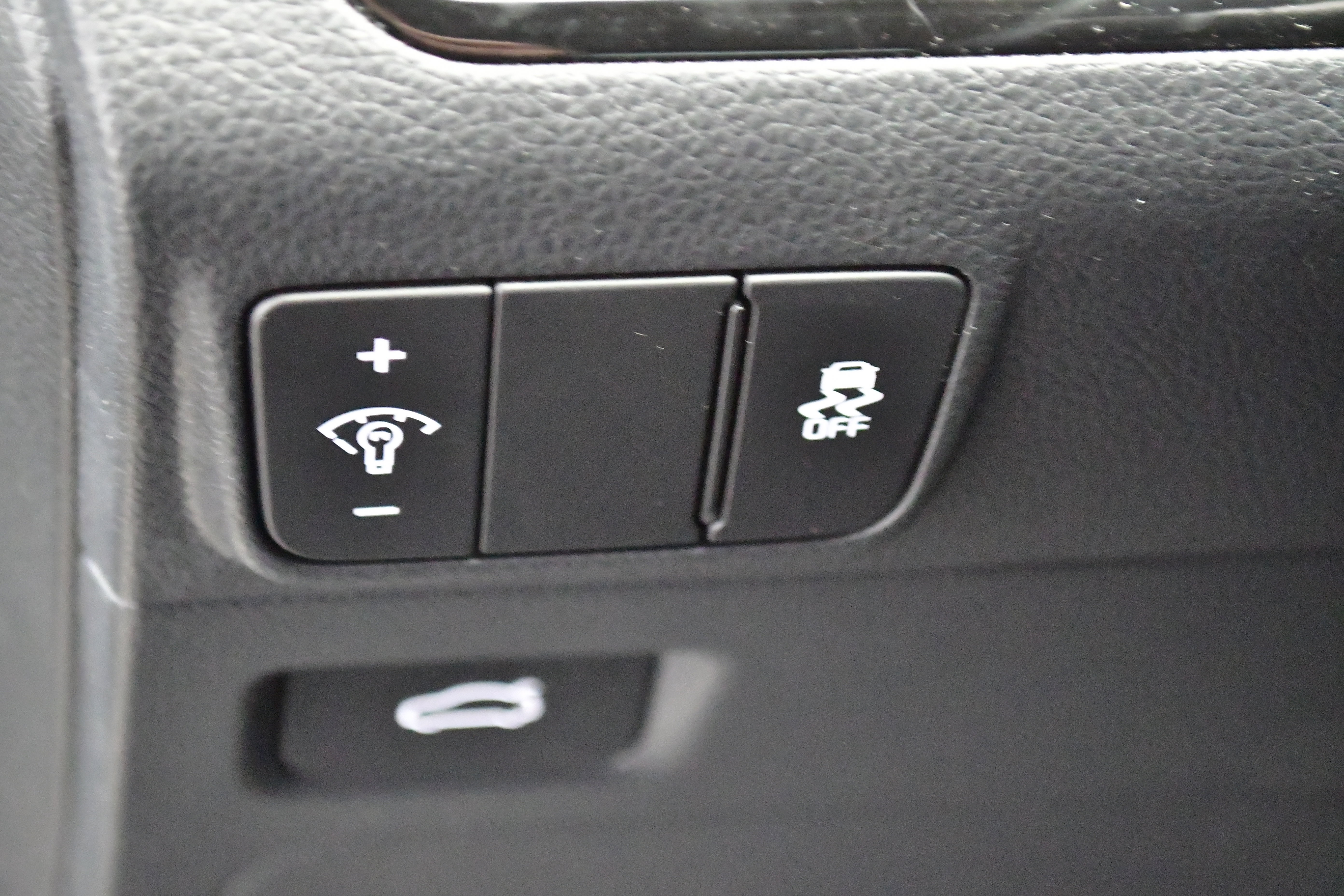 Used 2025 Kia K5 LXS image 13