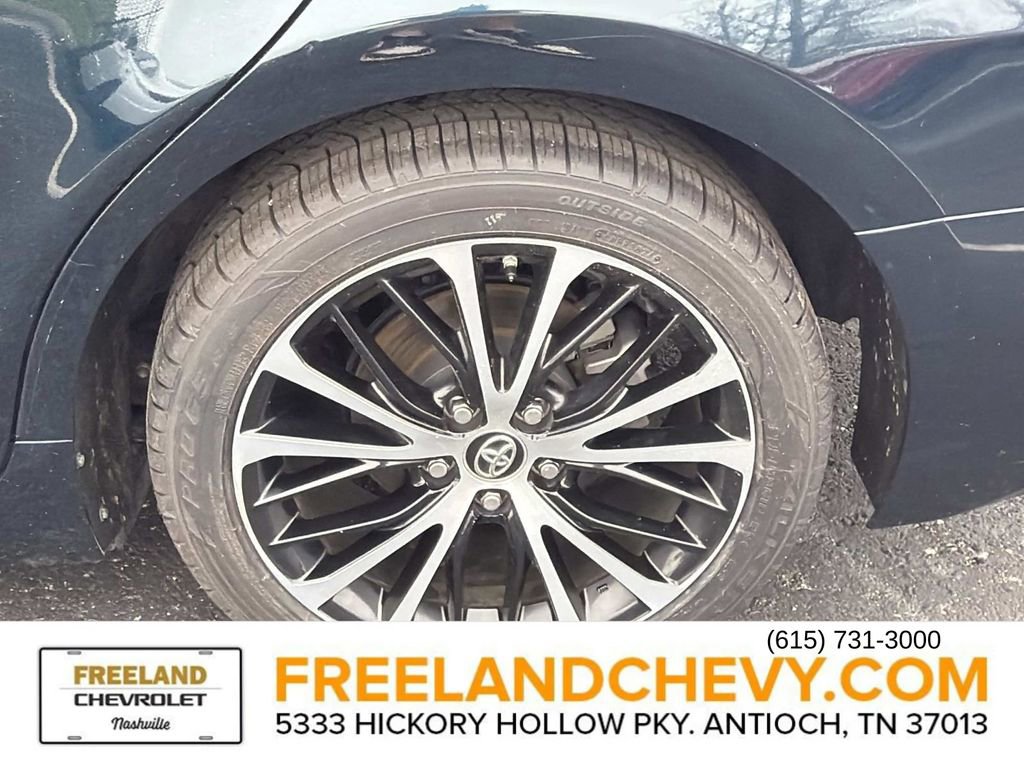 Used 2019 Toyota Camry SE image 11