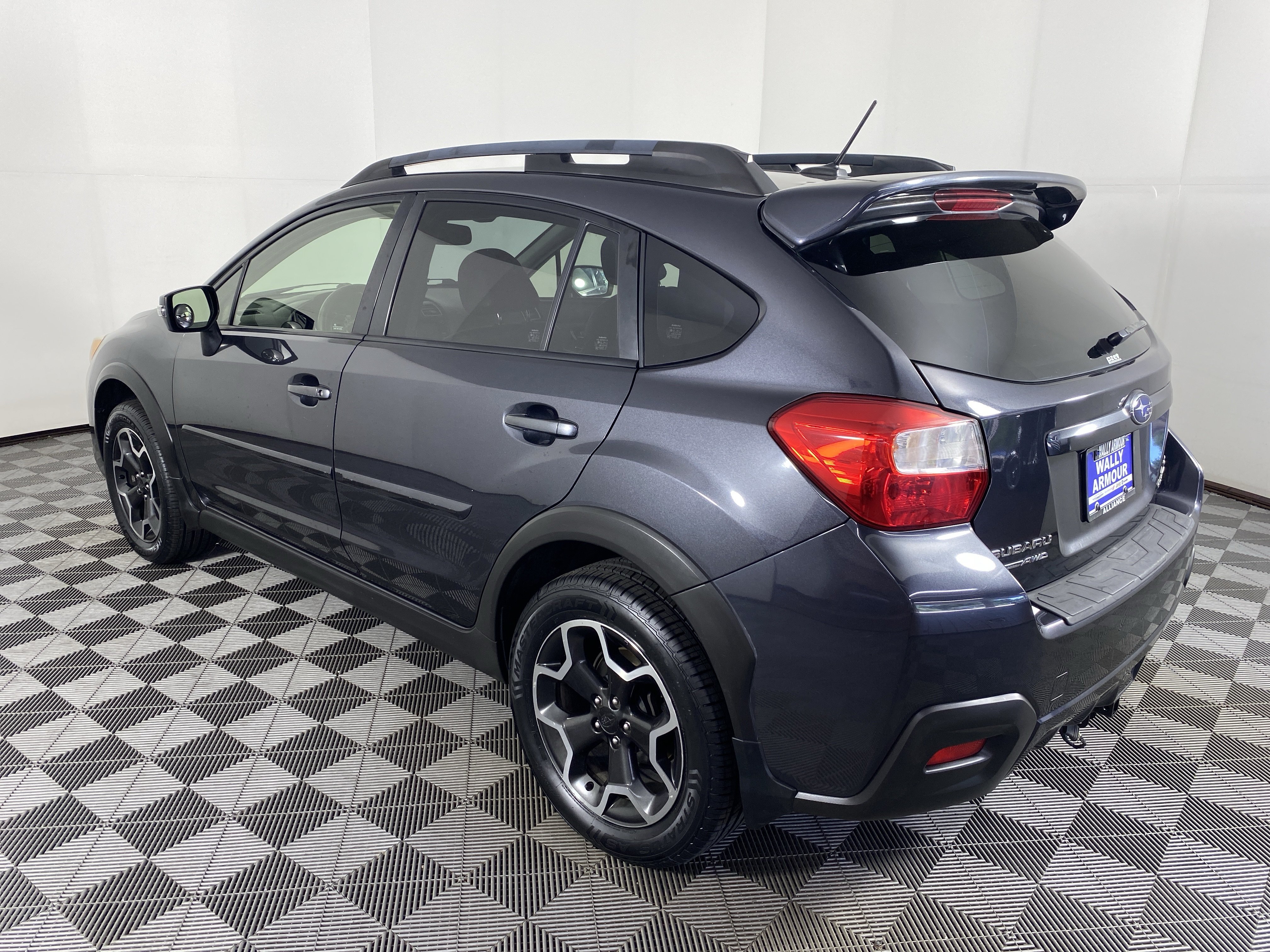 Used 2015 Subaru Crosstrek 2.0i Limited AWD/4WD image 9