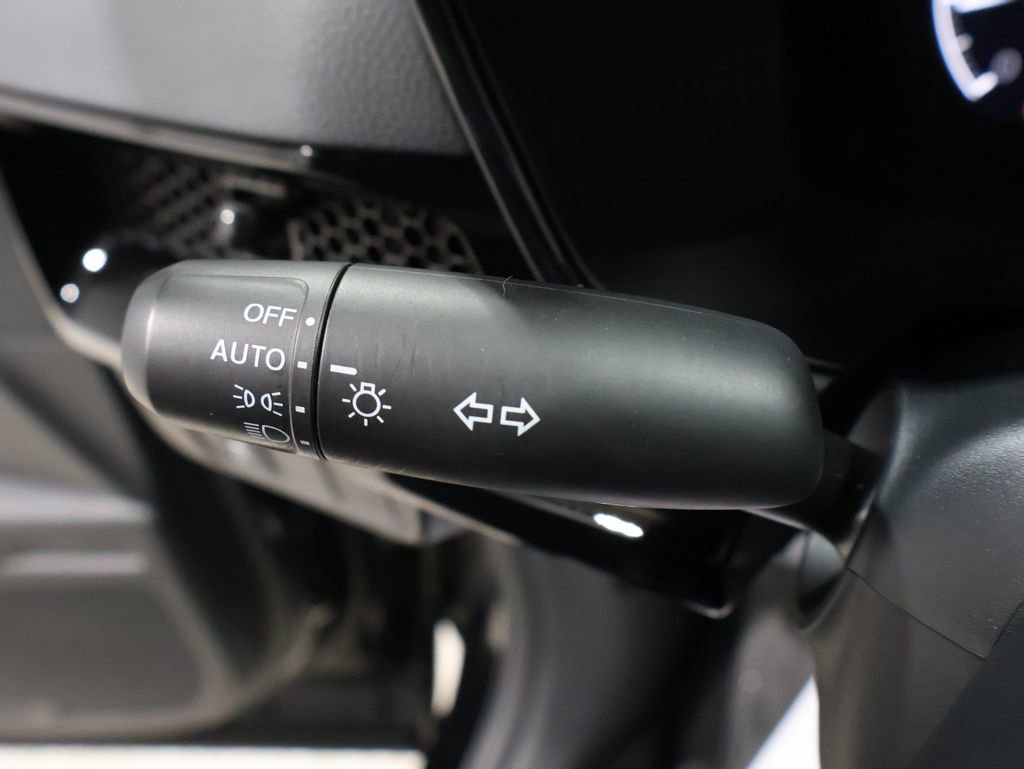 Used 2025 Honda CR-V EX-L image 39