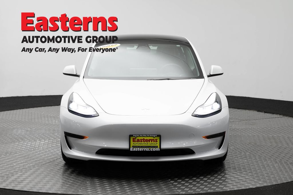 Used 2023 Tesla Model 3 Standard Range RWD image 2