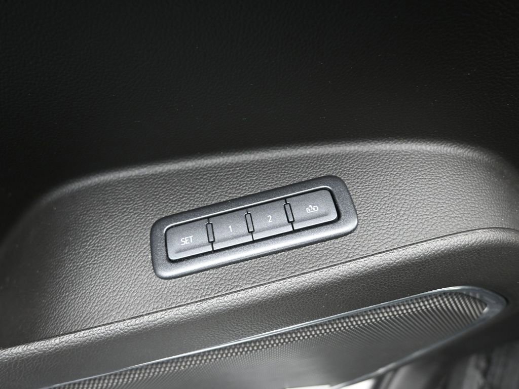 Used 2019 Chevrolet Tahoe Premier w/ Max Trailering Package image 11