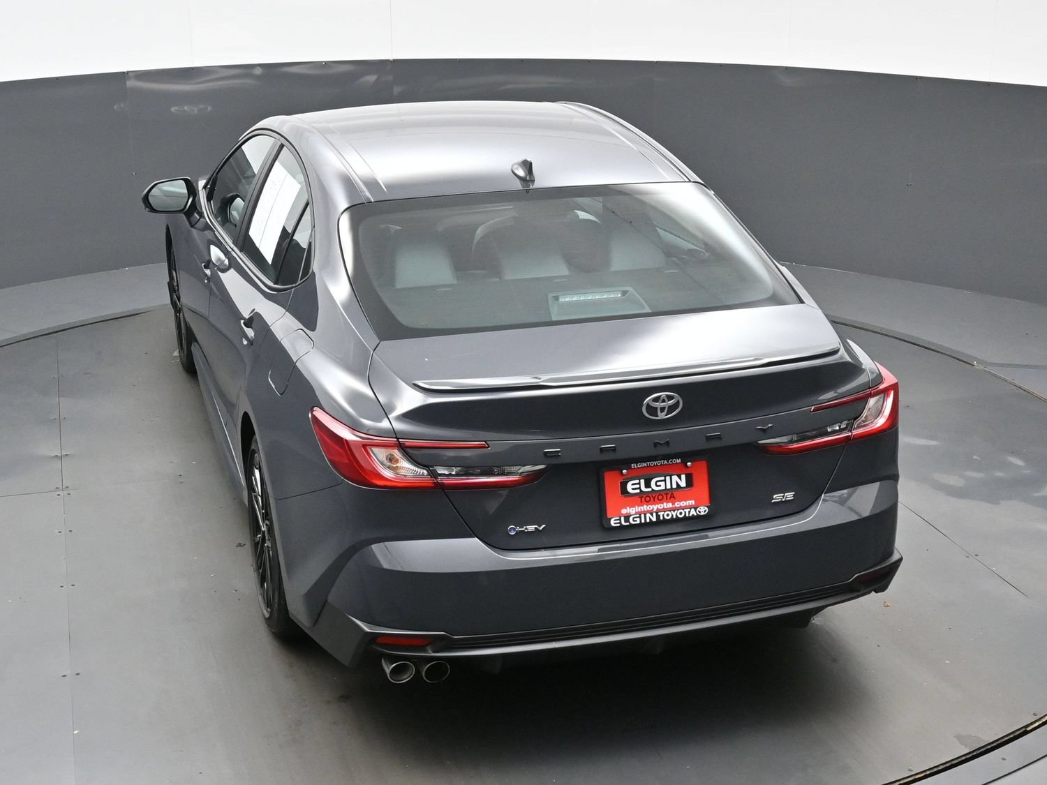 Used 2025 Toyota Camry SE FWD image 40