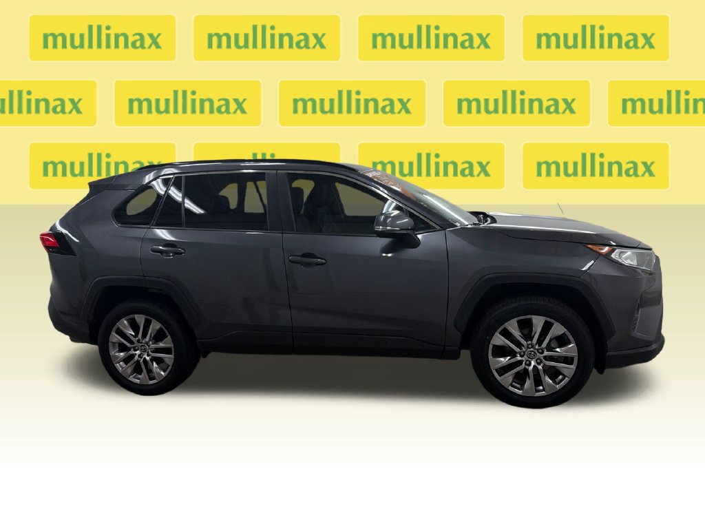 Used 2021 Toyota RAV4 XLE Premium FWD image 2