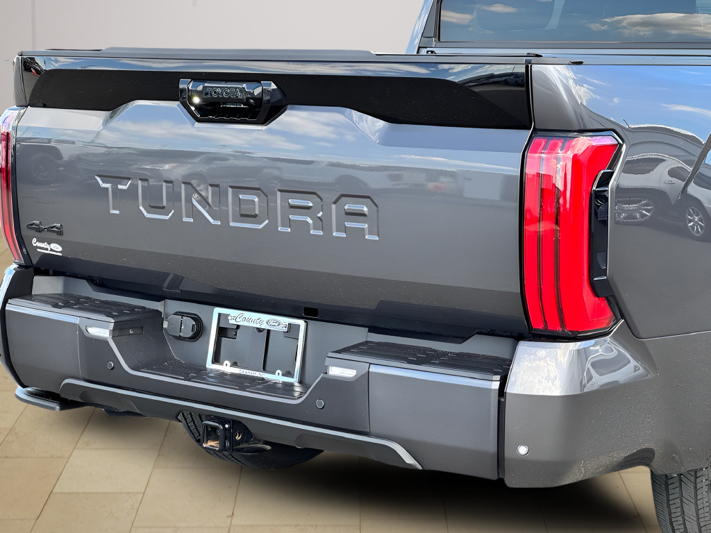 Used 2024 Toyota Tundra Platinum AWD/4WD image 38