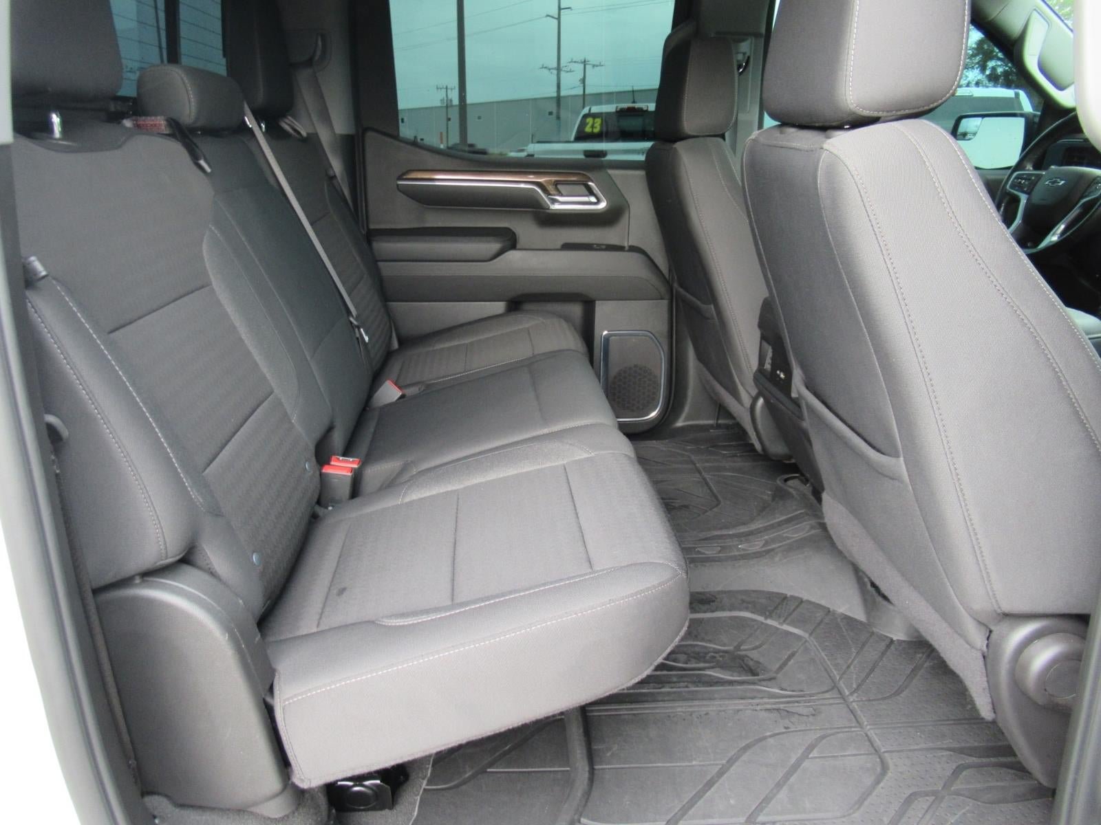 Used 2024 Chevrolet Silverado 1500 LT Trail Boss AWD/4WD image 36