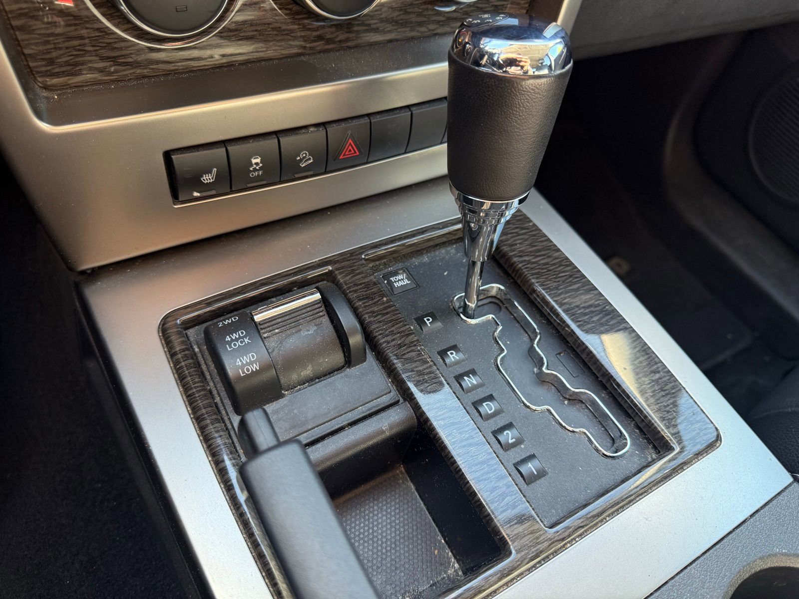 Used 2011 Jeep Liberty Limited w/ Chrome Accents Group image 21