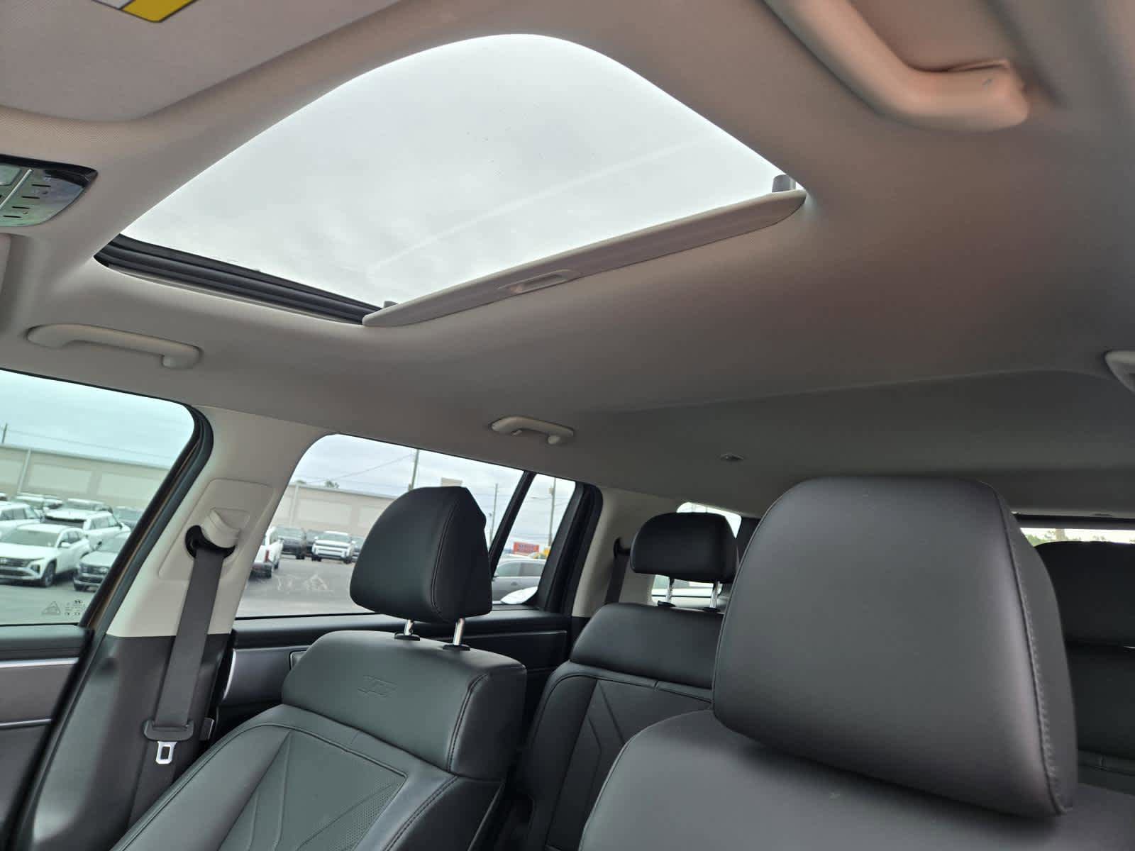Used 2024 Hyundai Santa Fe XRT AWD/4WD image 15