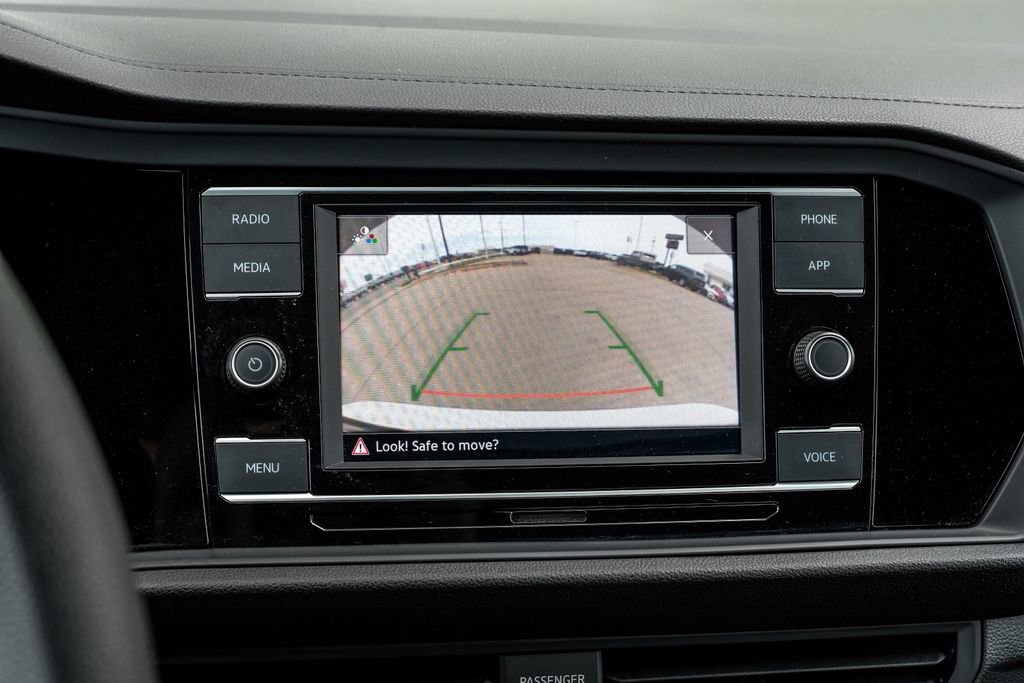 Used 2022 Volkswagen Jetta Sport image 29