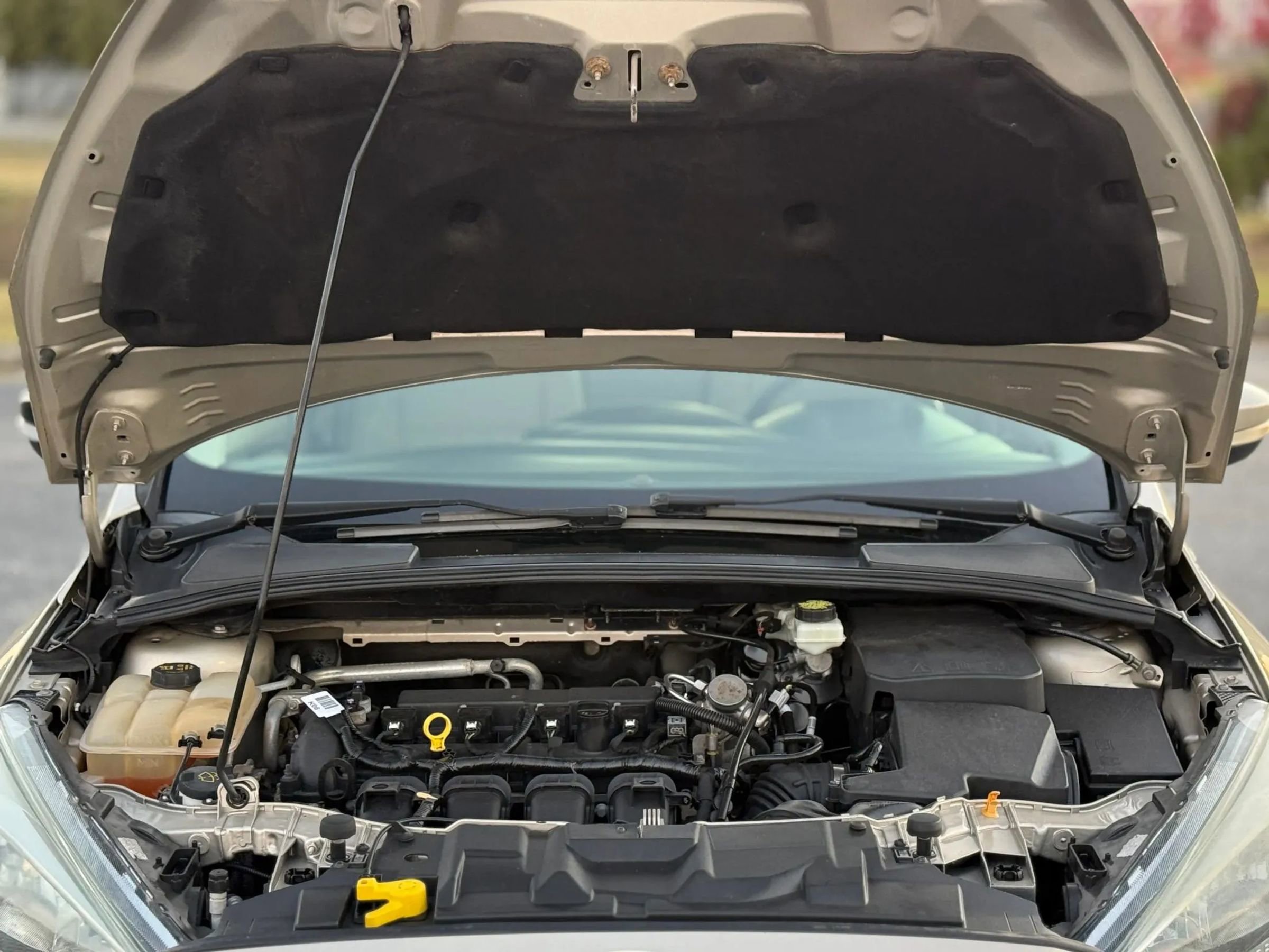 Used 2017 Ford Focus SE w/ Cold Weather Package image 26