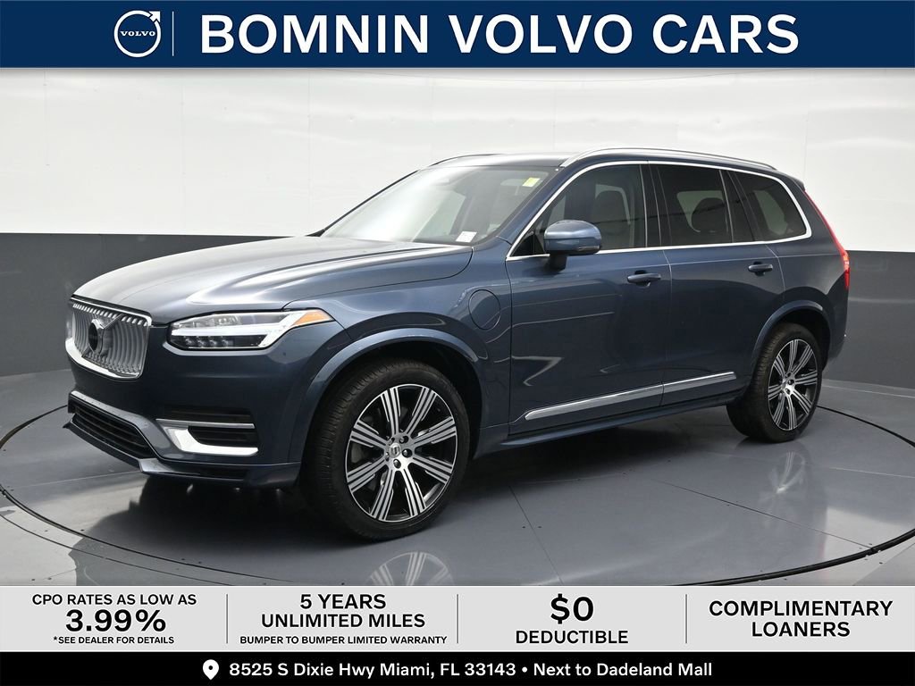 Certified 2025 Volvo XC90 T8 Core w/ Protection Package image 1