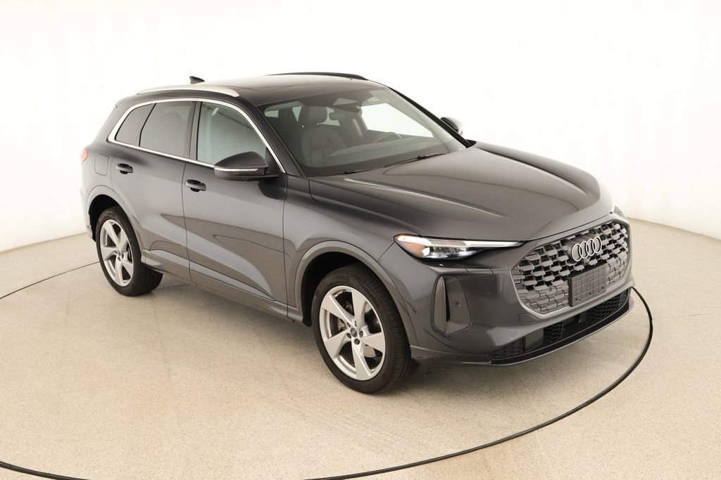 Certified 2025 Audi Q5 Premium Plus w/ Premium Plus AWD/4WD image 43