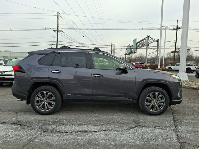 Used 2024 Toyota RAV4 Limited image 27