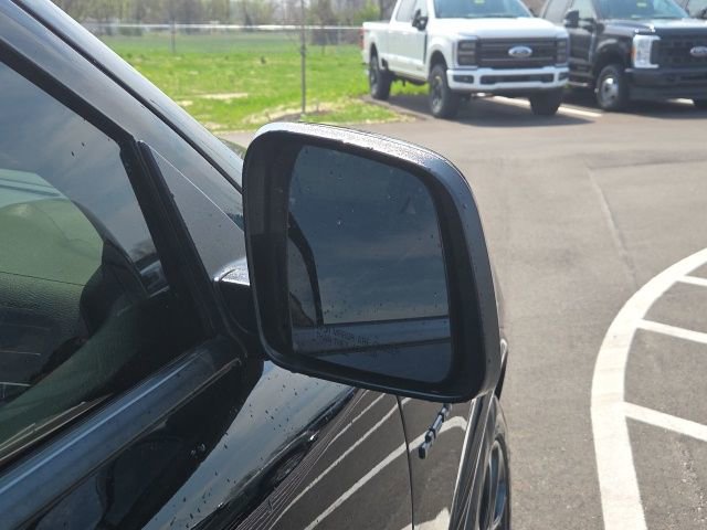 Used 2024 Dodge Durango R/T w/ Tow 'N Go Package AWD/4WD image 6