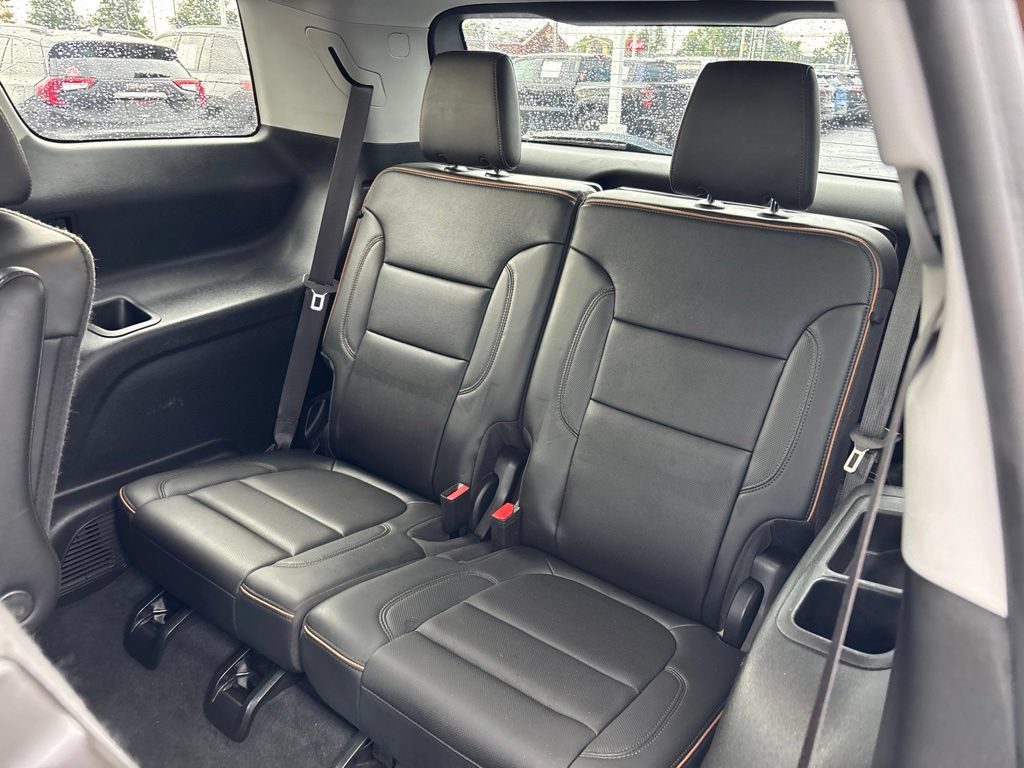 Used 2022 GMC Acadia AT4 w/ Technology Package AWD/4WD image 26