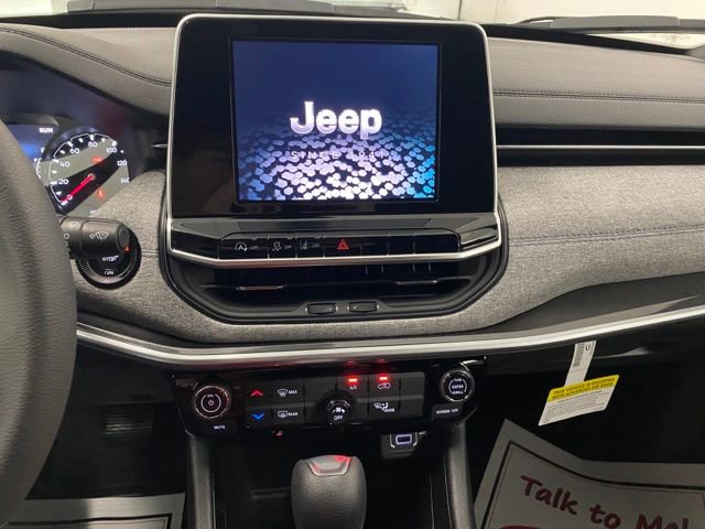 New 2025 Jeep Compass Sport image 20