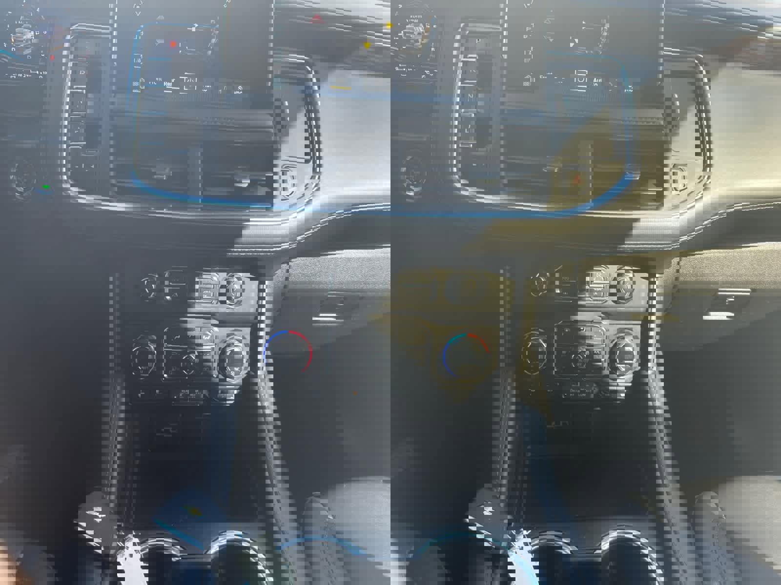 Used 2023 Chevrolet Tahoe LT image 32