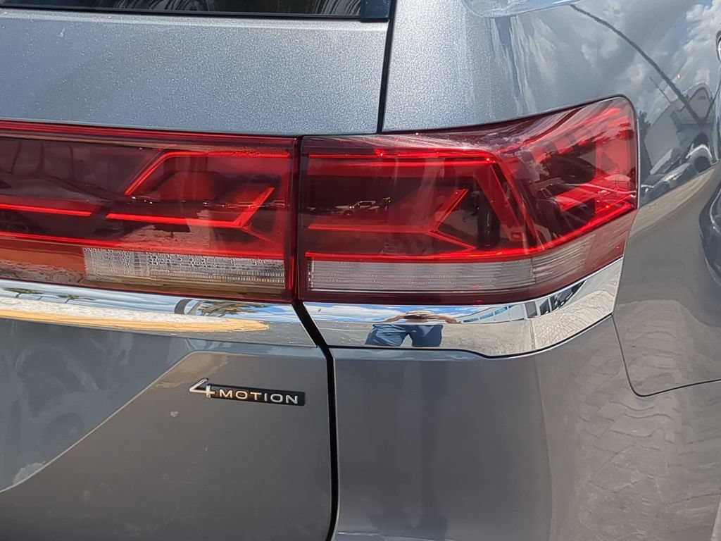 Used 2024 Volkswagen Atlas SE AWD/4WD image 8