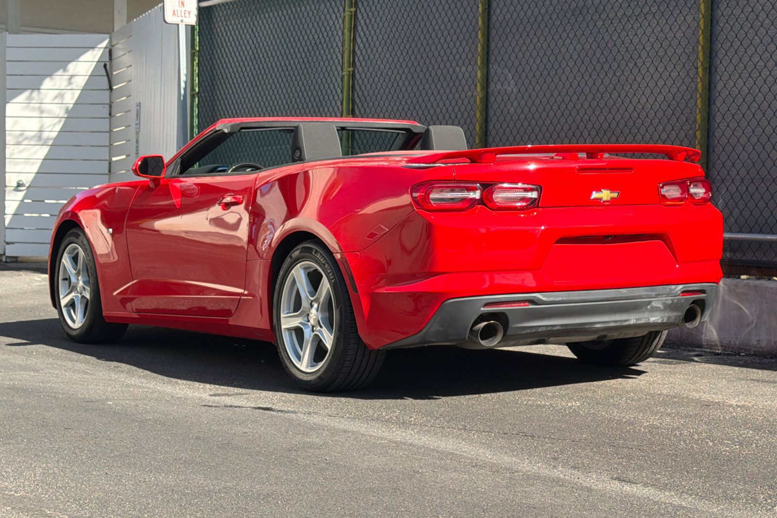 Used 2023 Chevrolet Camaro LT RWD image 6