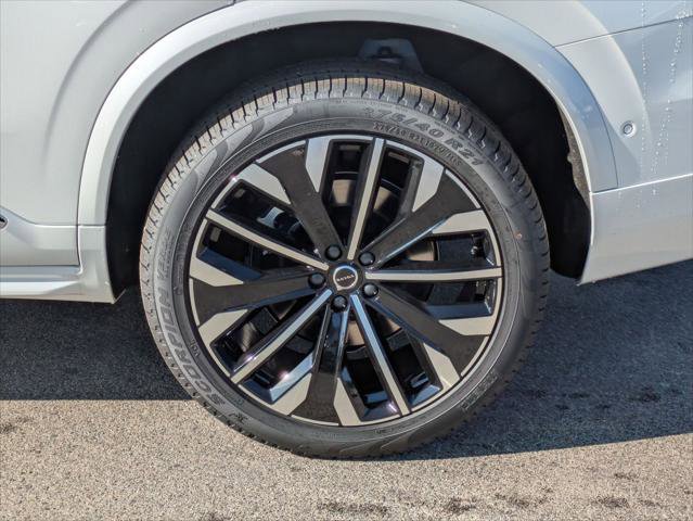New 2026 Volvo XC90 B6 Plus w/ Protection Package Premier image 6