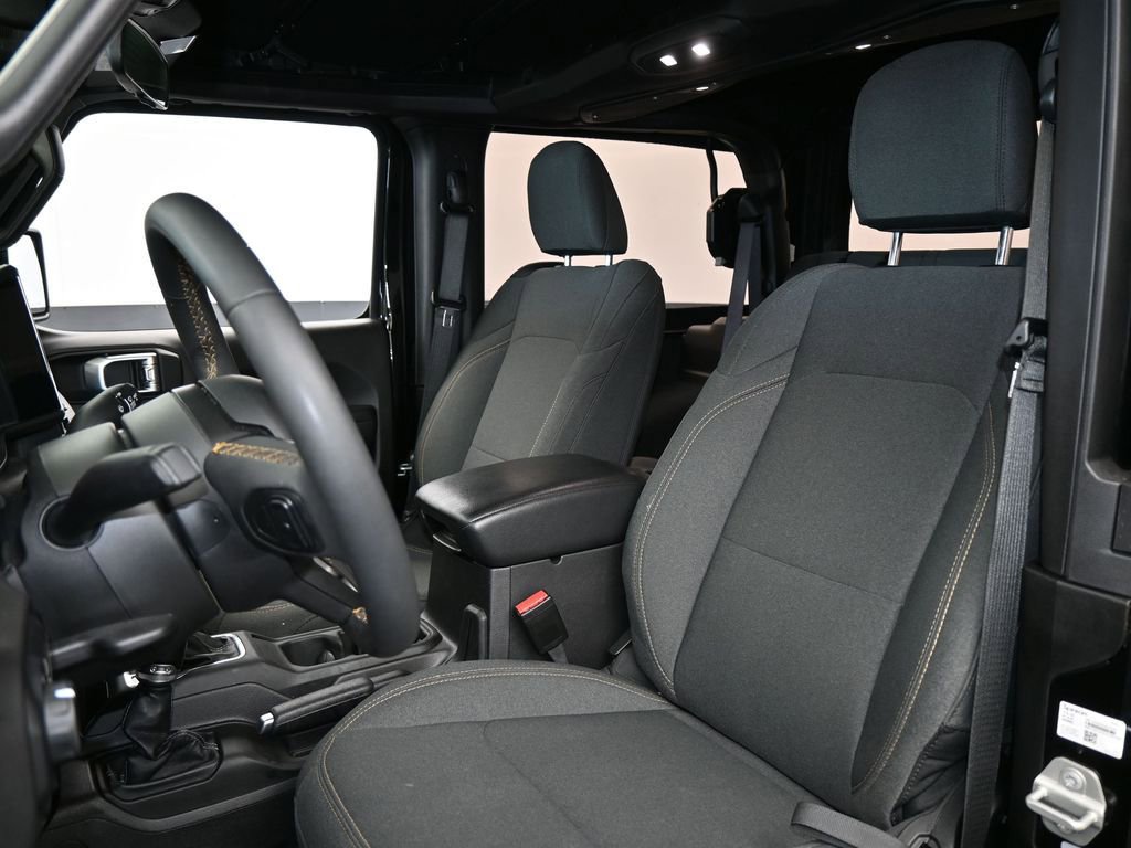 Used 2024 Jeep Wrangler Sport S image 10