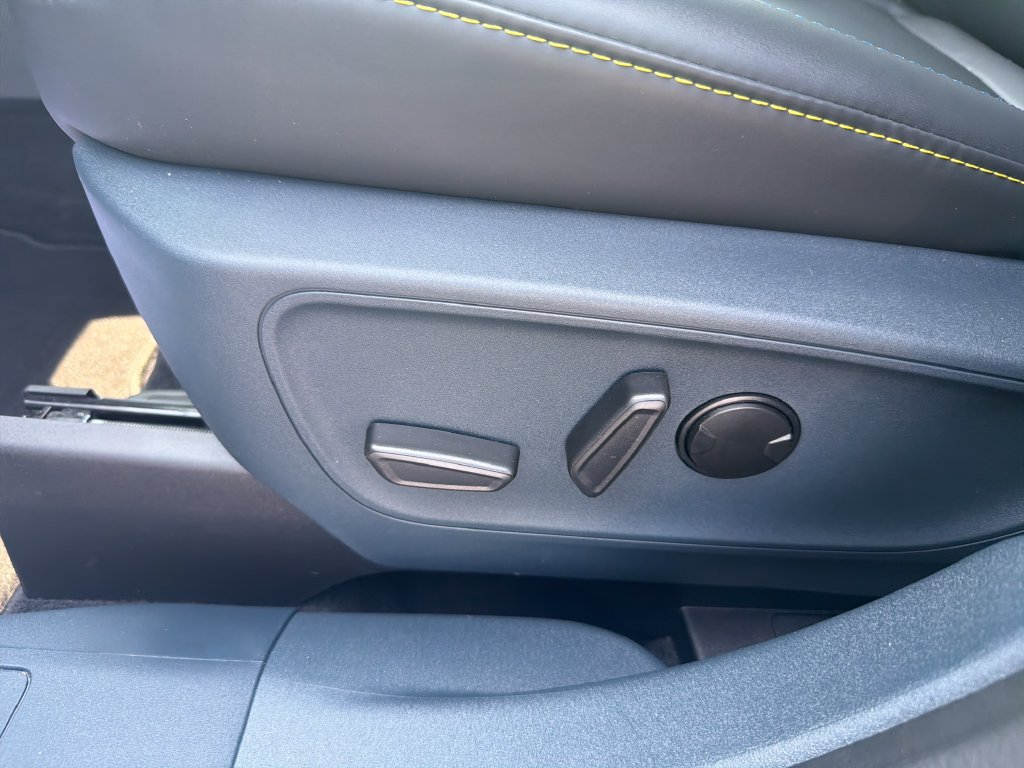 New 2026 Ford Maverick Lobo AWD/4WD image 4
