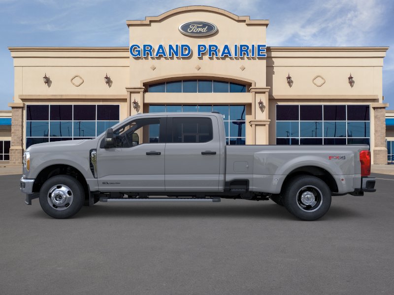New 2026 Ford F350 XLT AWD/4WD image 3