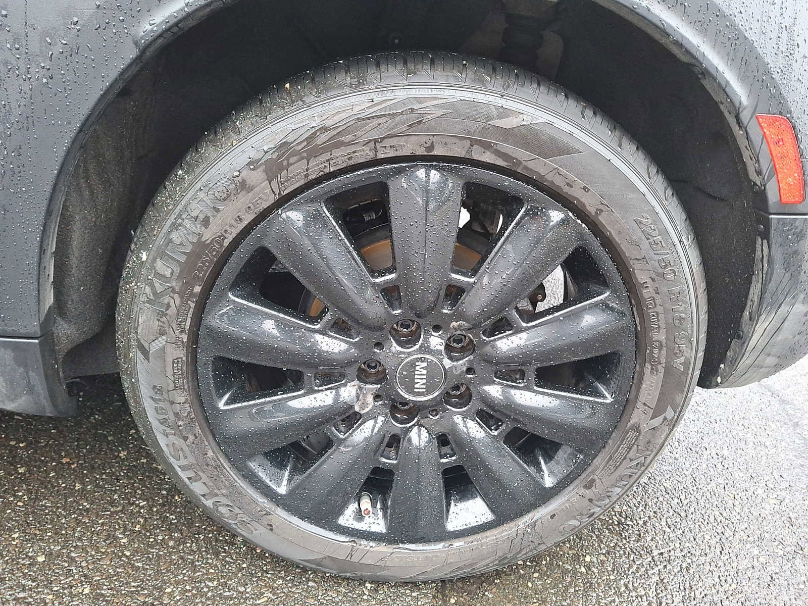 Used 2019 MINI Cooper Countryman S w/ Premium Package image 6