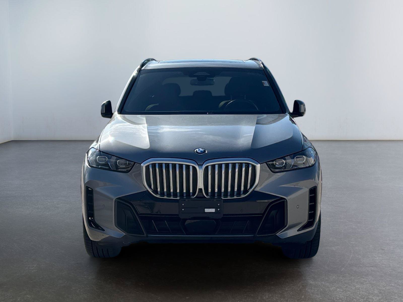 Used 2025 BMW X5 xDrive40i AWD/4WD image 8