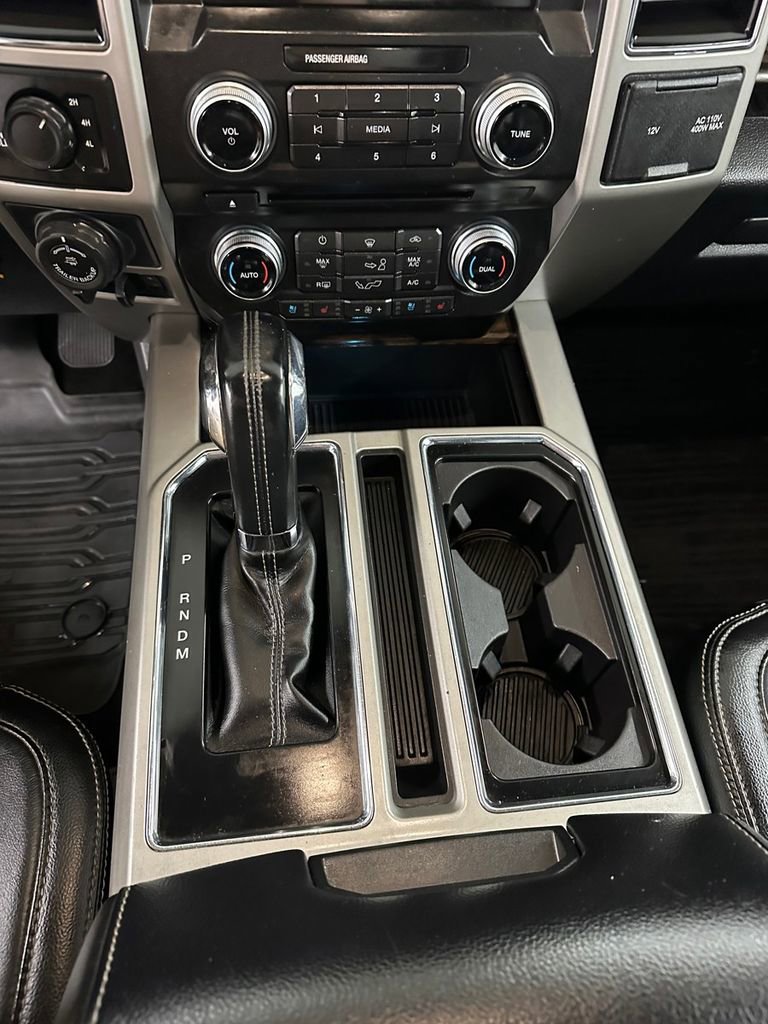 Used 2018 Ford F150 Lariat image 19