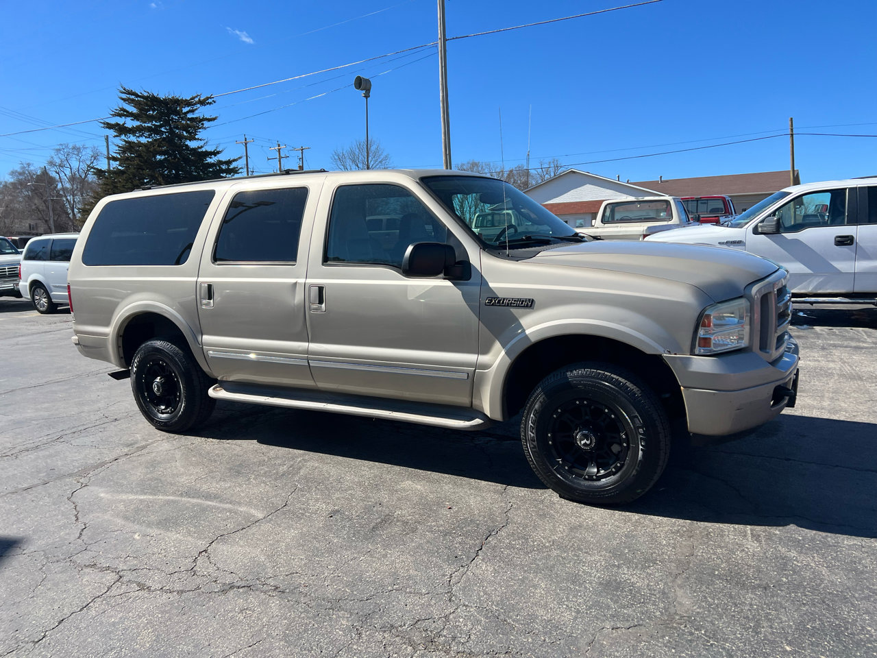 Used 2005 Ford Excursion Limited image 3