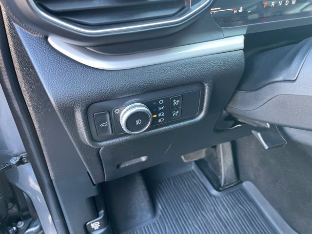 Used 2021 Ford Explorer XLT w/ Equipment Group 202A AWD/4WD image 25