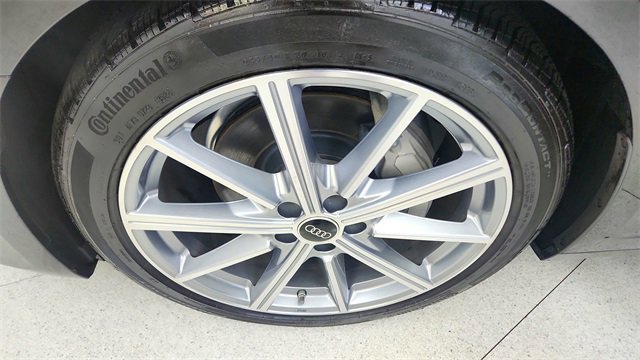 Used 2025 Audi A6 2.0T Premium image 59