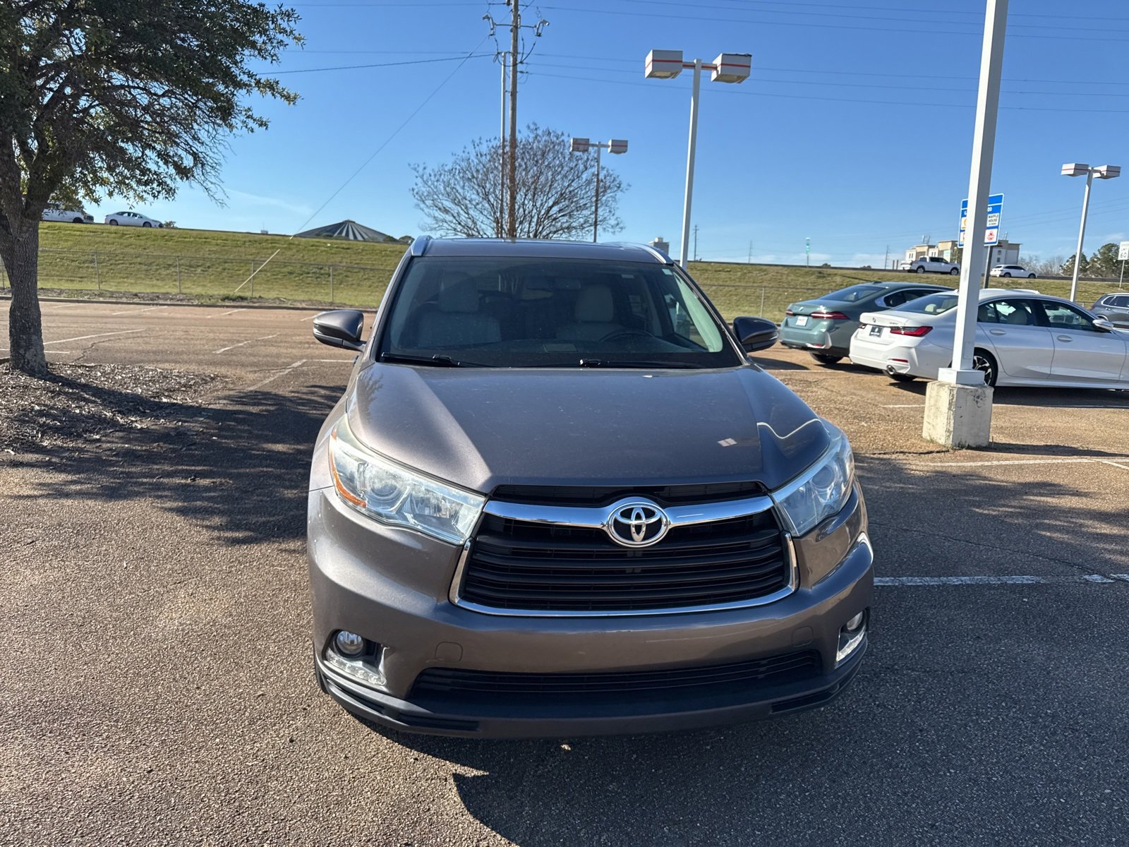 Used 2014 Toyota Highlander Limited image 2