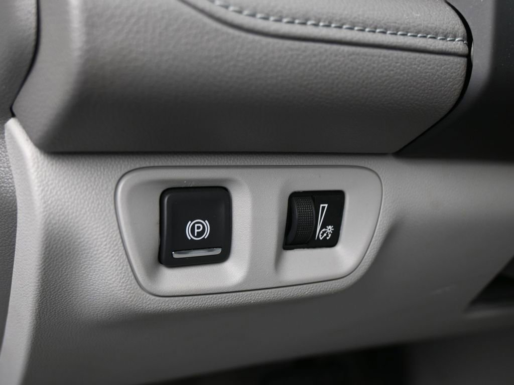 Used 2019 GMC Acadia SLE w/ Driver Alert Package I image 14