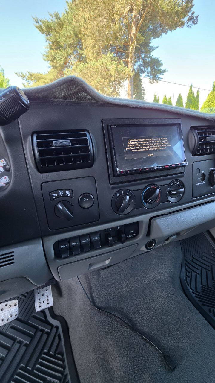 Used 2007 Ford F350 XLT AWD/4WD image 12