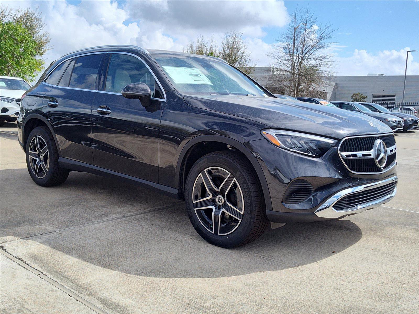 New 2026 Mercedes-Benz GLC 300 image 5