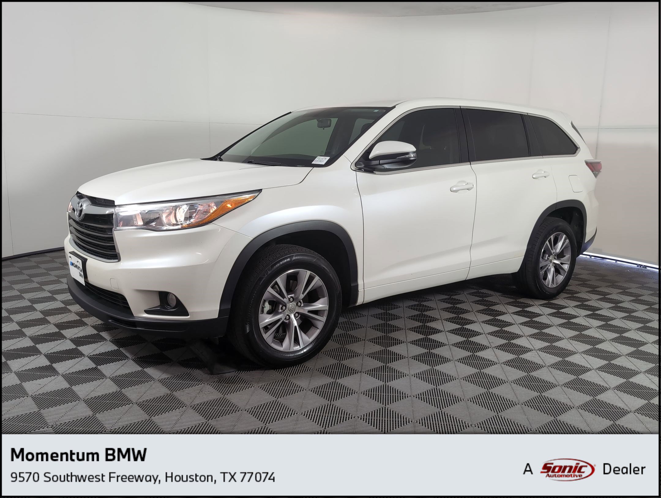 Used 2015 Toyota Highlander LE