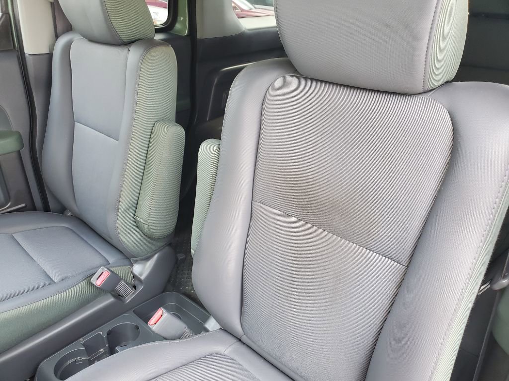 Used 2004 Honda Element EX image 18